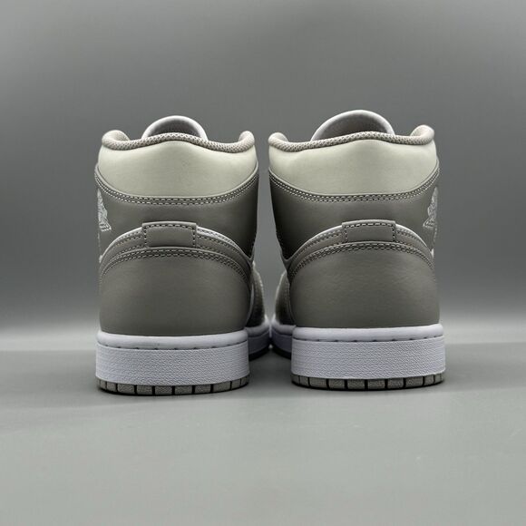 Nike Air Jordan 1 Mid Men's Size 8 College Grey Light Bone-White 554724-082 - Picture 5 of 12